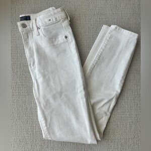 Abercrombie & Fitch White Jeans Size 27/4